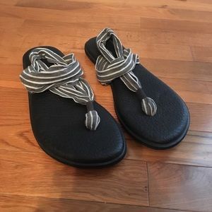 {Sanuk} Grey and White Striped Sandals